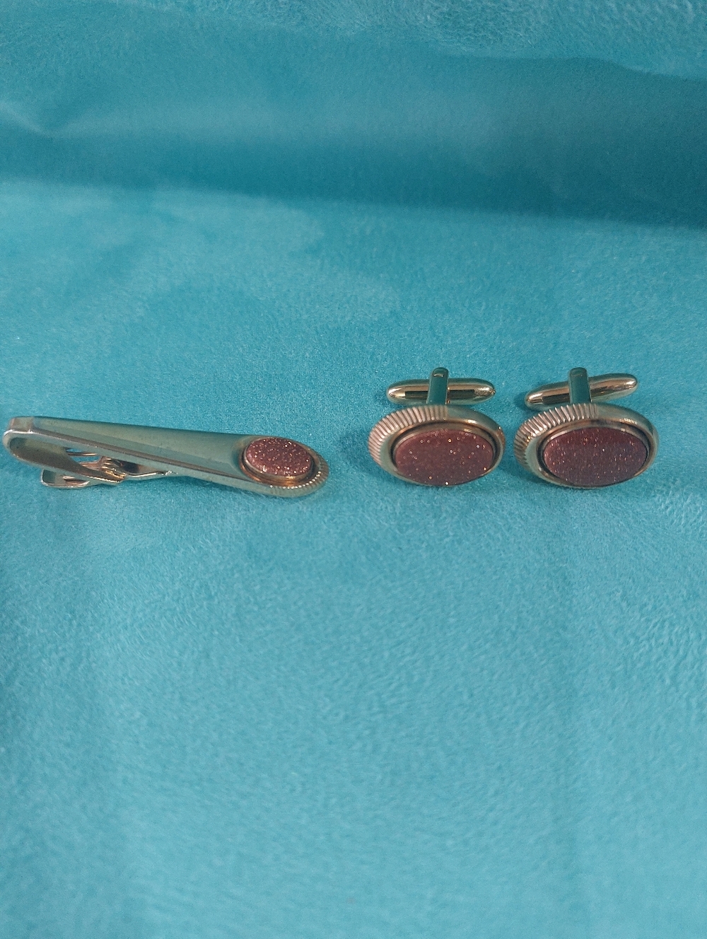 Vintage Speidel Matching Goldtone w/Metallic Accent Stones Tie Clip & Cufflinks